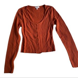 Abound Scoop Neck Long Sleeve Button Front Top. Size XXS. Rust Amber. Brand new